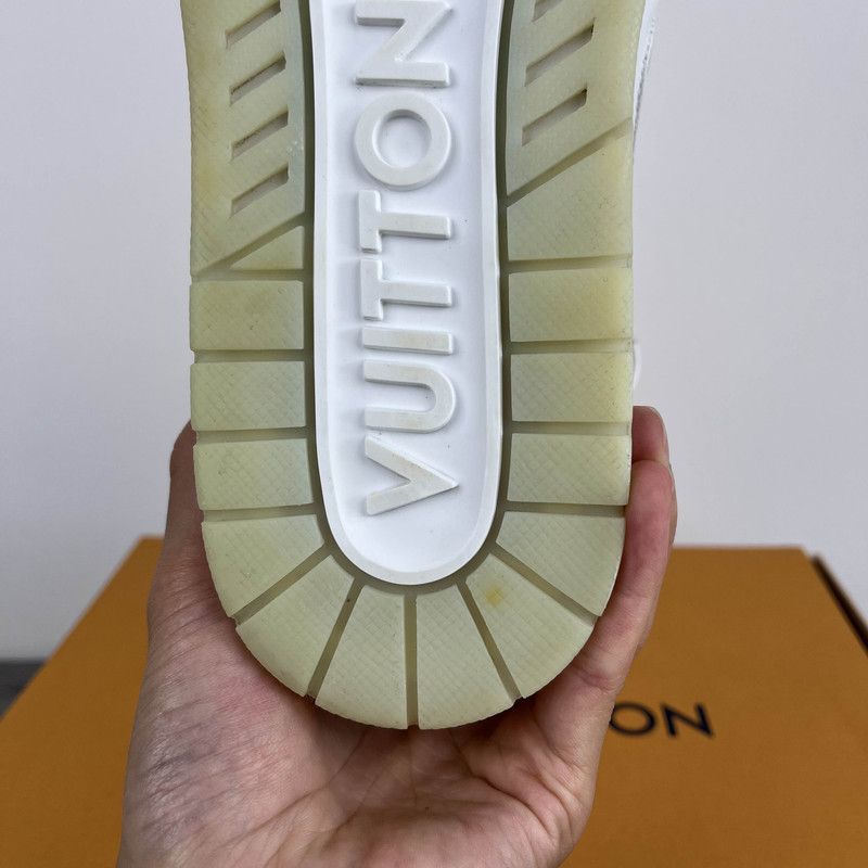 Louis Vuitton Louis Vuitton Trainer Low Top Fashion Sneakers 0089 Size US 9 / EU 42 - 9 Thumbnail