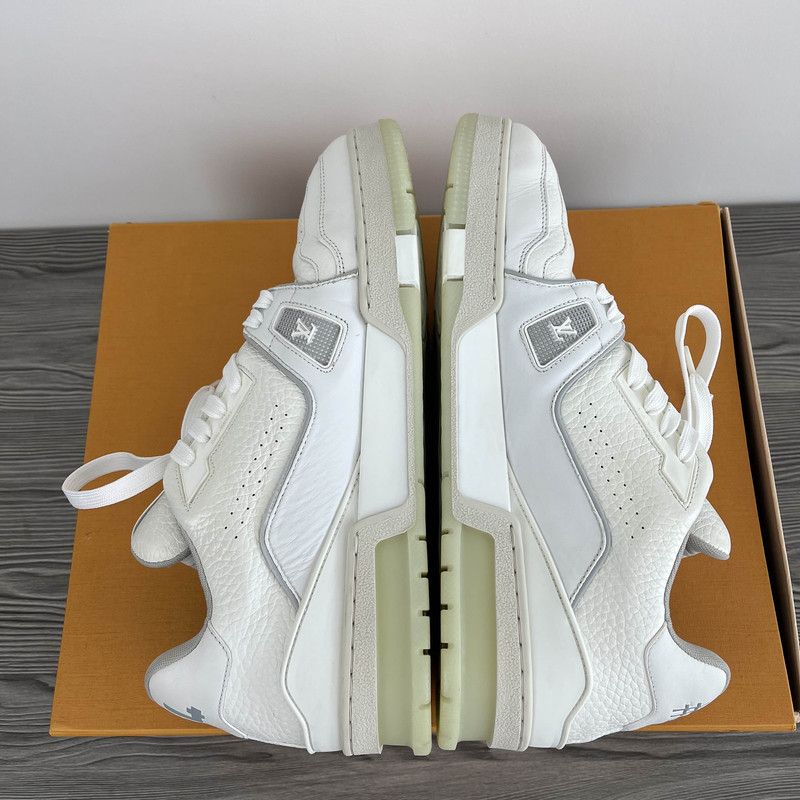 Louis Vuitton Louis Vuitton Trainer Low Top Fashion Sneakers 0089 Size US 9 / EU 42 - 7 Thumbnail