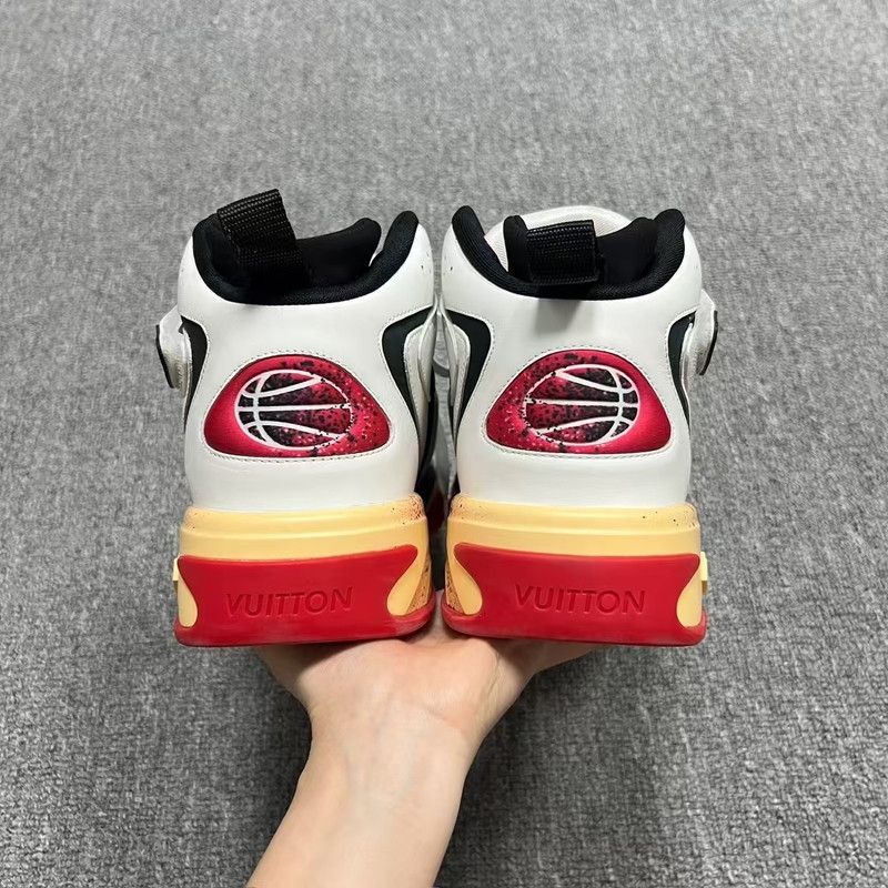 Louis Vuitton Louis Vuitton Trainer 2 Basketball Sneakers 0089 Size US 9.5 / EU 42-43 - 3 Thumbnail