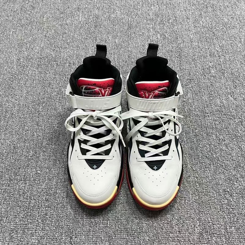 Louis Vuitton Louis Vuitton Trainer 2 Basketball Sneakers 0089 Size US 9.5 / EU 42-43 - 2 Thumbnail