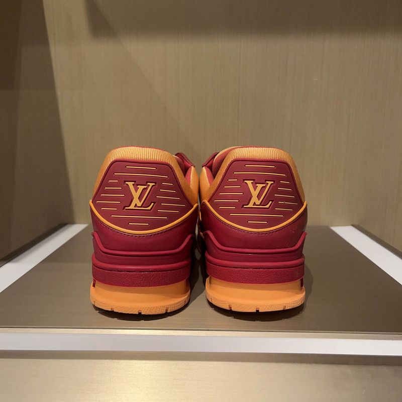 Louis Vuitton Louis Vuitton Trainer Fashion Sneakers for Men 0089 Size US 8.5 / EU 41-42 - 3 Thumbnail