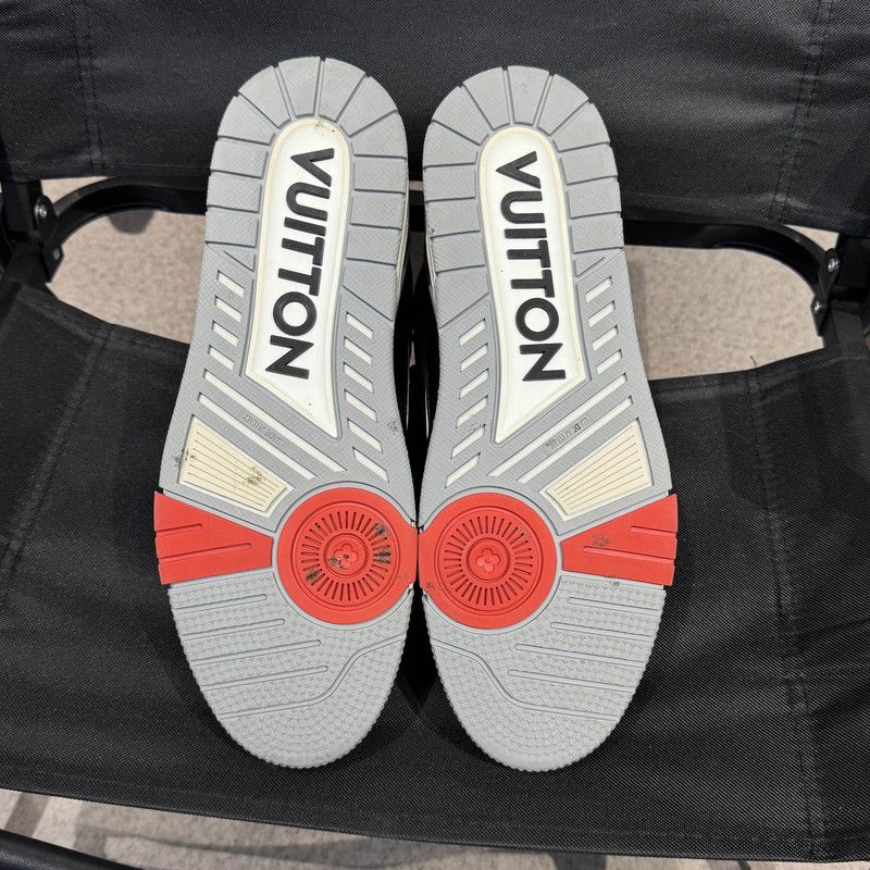 Louis Vuitton Louis Vuitton Stylish High-Top Trainers for Men 0089 Size US 8.5 / EU 41-42 - 4 Thumbnail