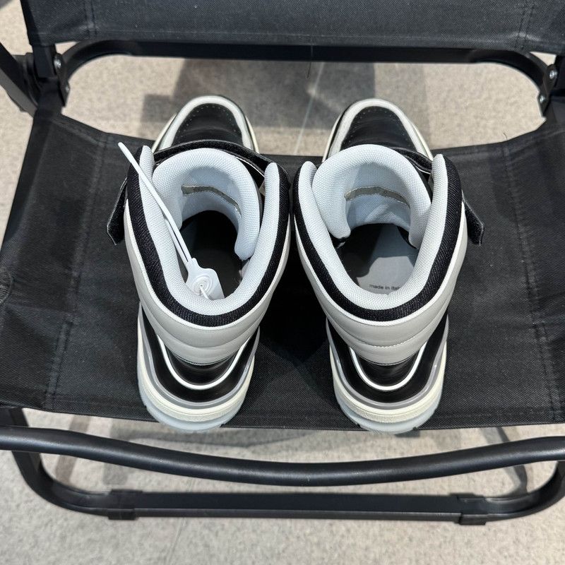Louis Vuitton Louis Vuitton Stylish High-Top Trainers for Men 0089 Size US 8.5 / EU 41-42 - 9 Thumbnail