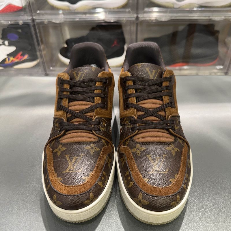 Louis Vuitton Louis Vuitton Brown Trainer Sneakers for Men 0089 Size US 8.5 / EU 41-42 - 2 Thumbnail