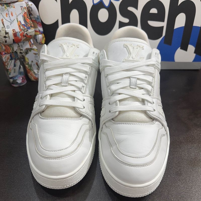 Louis Vuitton Louis Vuitton Low-Top Trainer Sneakers for Men 0089 Size US 9.5 / EU 42-43 - 2 Thumbnail