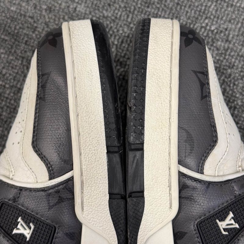 Louis Vuitton Louis Vuitton Trainer Low Top Fashion Sneakers 0089 Size US 9.5 / EU 42-43 - 7 Thumbnail