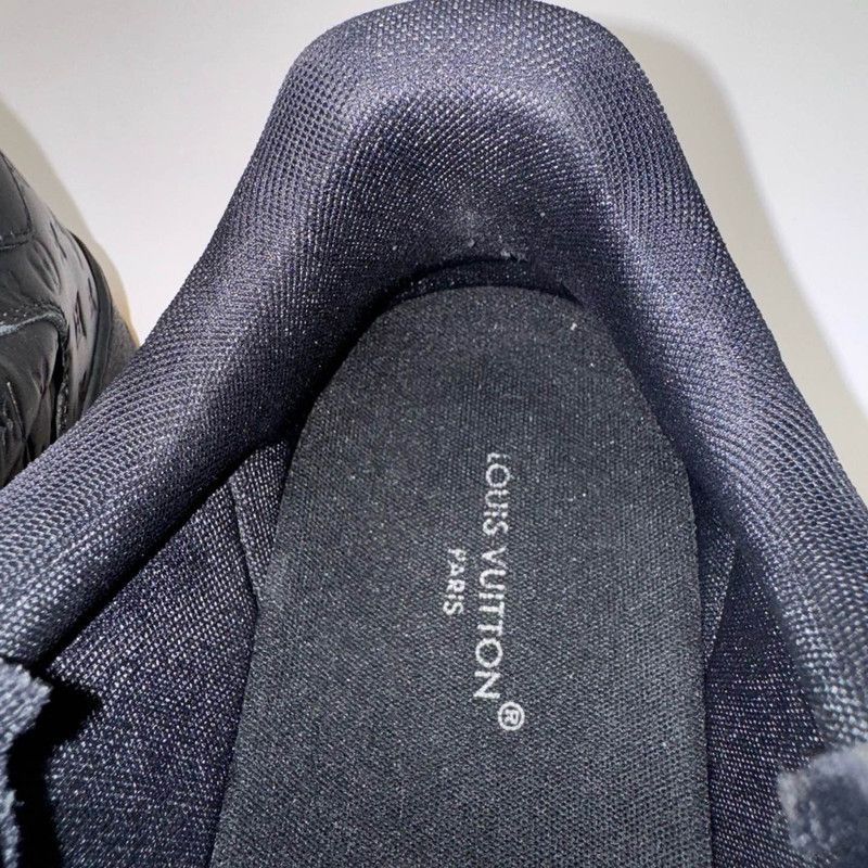 Louis Vuitton Louis Vuitton Rivoli Mini Monogram Low-Top Sneakers 0089 Size US 9.5 / EU 42-43 - 10 Thumbnail