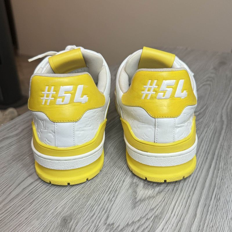 Louis Vuitton Louis Vuitton Trainer Fashion Sneakers in White Yellow 0089 Size US 10.5 / EU 43-44 - 3 Thumbnail