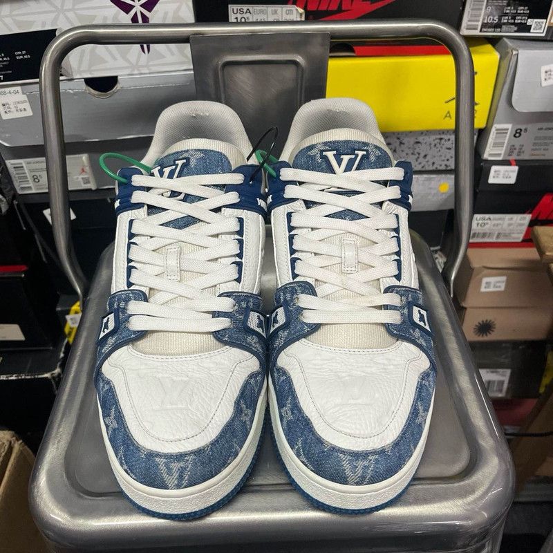 Louis Vuitton Louis Vuitton Blue and White Trainer Sneakers 0089 Size US 10.5 / EU 43-44 - 2 Thumbnail