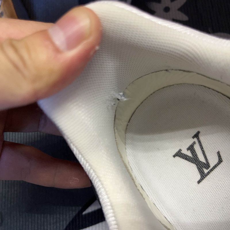 Louis Vuitton Louis Vuitton Classic Low-Top Trainer Sneakers 0089 Size US 9 / EU 42 - 8 Thumbnail