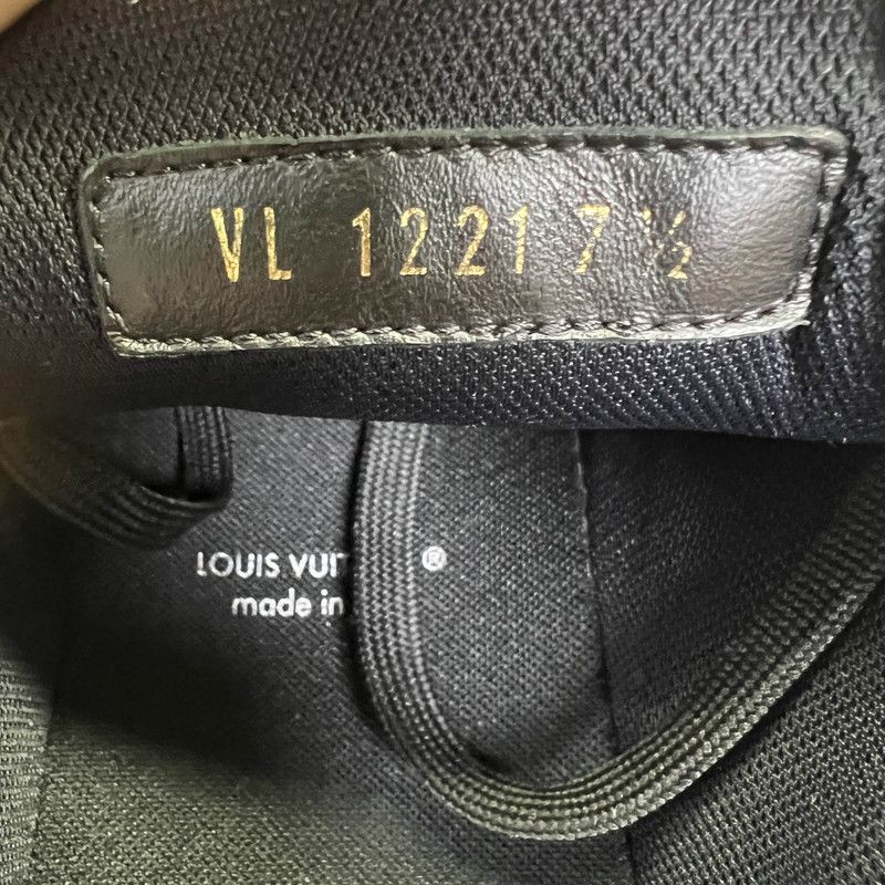 Louis Vuitton Louis Vuitton Fashion Low-Top Trainers for Men 0089 Size US 8 / EU 41 - 5 Thumbnail
