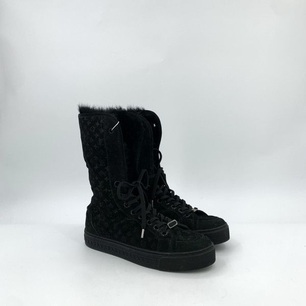 Louis Vuitton Louis Vuitton Black Logo-Printed Lace-Up Short Boots 0089 Size US 7.5 / EU 40-41 - 9 Thumbnail