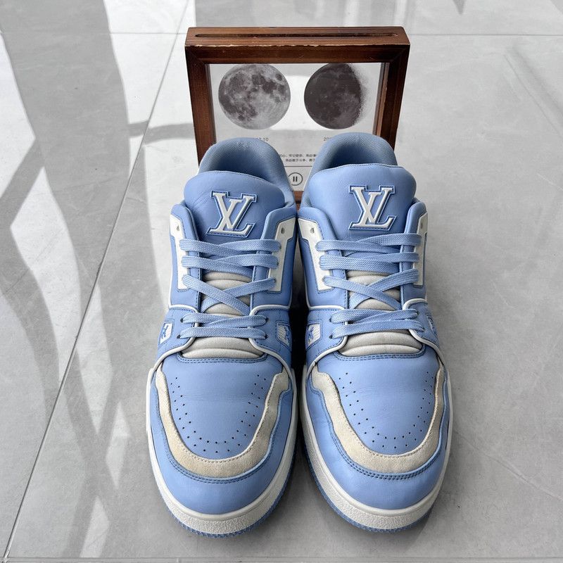 Louis Vuitton Louis Vuitton Blue Trainer Fashion Sneakers for Men 0089 Size US 8.5 / EU 41-42 - 2 Thumbnail