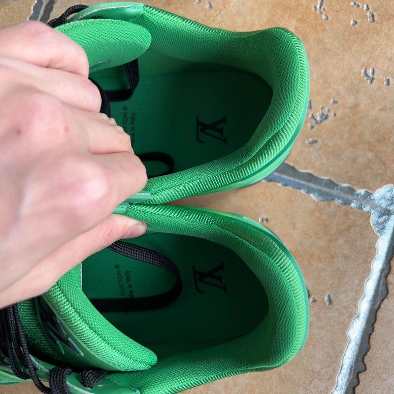 Louis Vuitton Louis Vuitton Green Casual Leather Trainers for Men 0089 Size US 9 / EU 42 - 6 Thumbnail