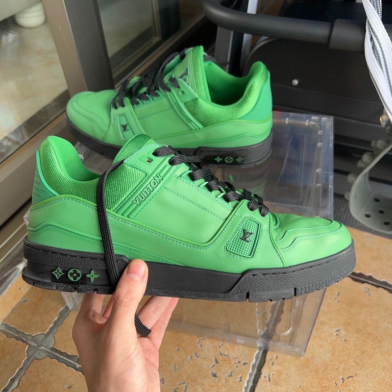 Louis Vuitton Louis Vuitton Green Casual Leather Trainers for Men 0089 Size US 9 / EU 42 - 11 Thumbnail