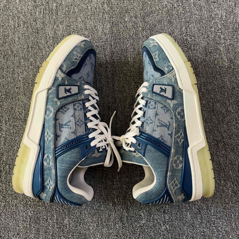 Louis Vuitton Louis Vuitton Denim Low-Top Fashion Sneakers 0089 Size US 8 / EU 41 - 7 Thumbnail
