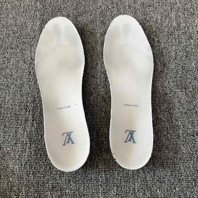 Louis Vuitton Louis Vuitton Denim Low-Top Fashion Sneakers 0089 Size US 8 / EU 41 - 8 Thumbnail