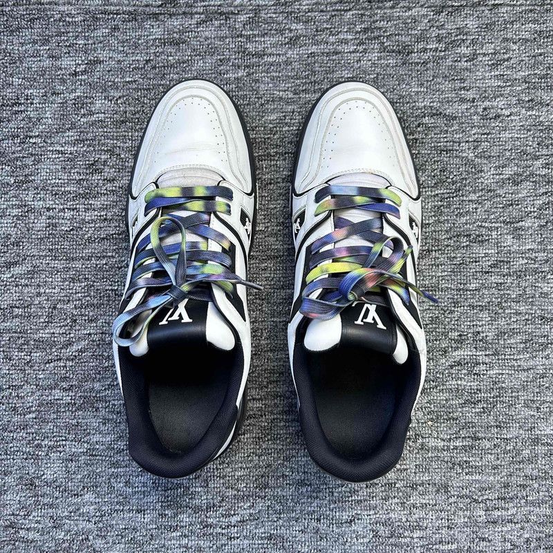 Louis Vuitton Louis Vuitton Trainer Low Top Fashion Sneakers 0089 Size US 9.5 / EU 42-43 - 9 Thumbnail