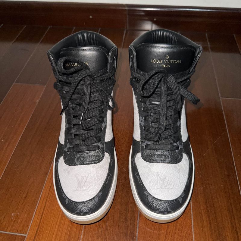 Louis Vuitton Louis Vuitton Rivoli High-Top Fashion Sneakers 0089 Size US 9.5 / EU 42-43 - 2 Thumbnail