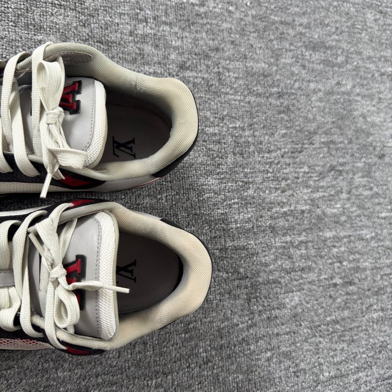 Louis Vuitton Louis Vuitton Trainer Low Top Sneakers for Men 0089 Size US 8 / EU 41 - 6 Thumbnail