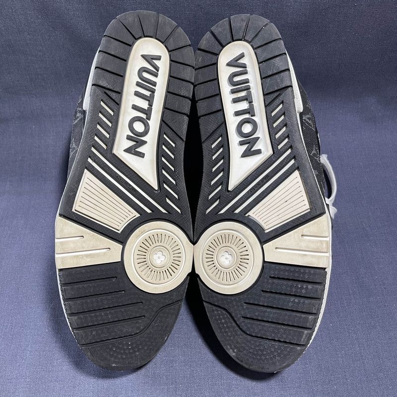 Louis Vuitton Louis Vuitton Trainer Panda Pattern Low-Top Sneakers 0089 Size US 8 / EU 41 - 4 Thumbnail