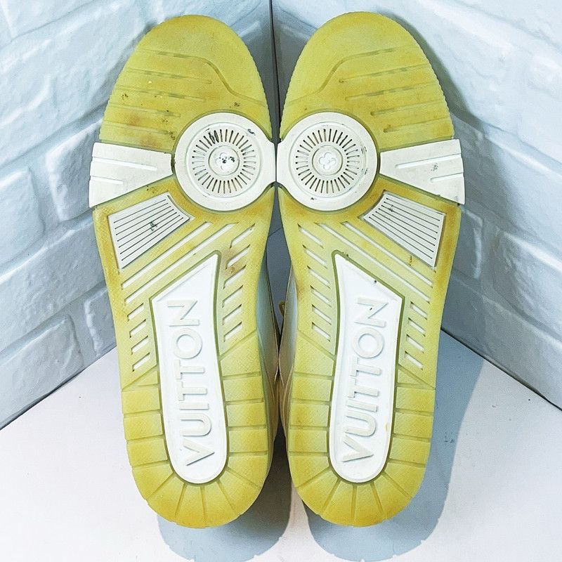 Louis Vuitton Louis Vuitton Trainer White Low Top Fashion Sneakers 0089 Size US 9.5 / EU 42-43 - 4 Thumbnail