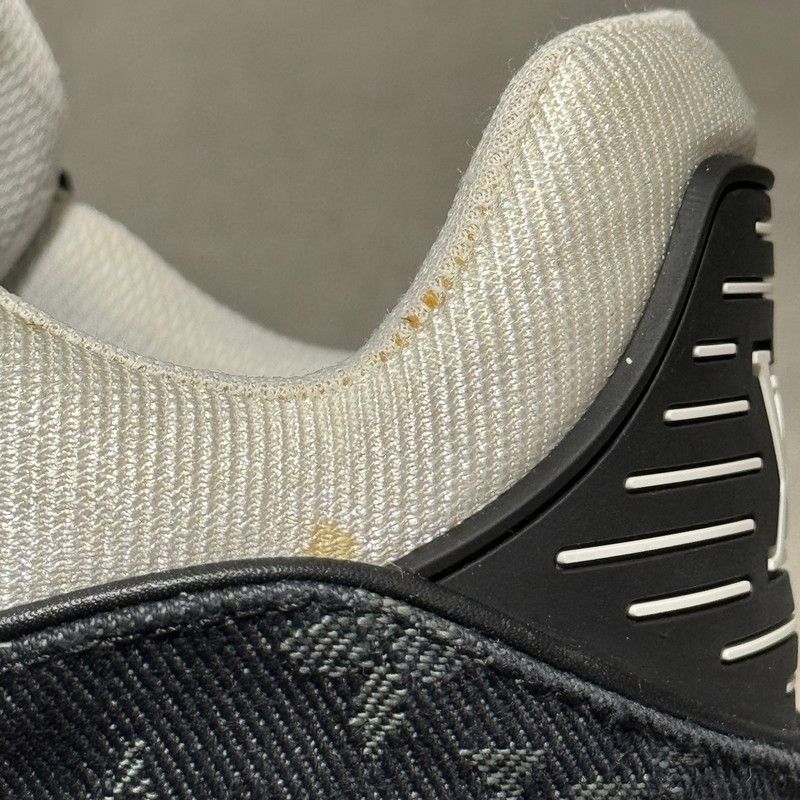 Louis Vuitton Louis Vuitton Panda Print Low-Top Fashion Sneakers 0089 Size US 8.5 / EU 41-42 - 15 Thumbnail