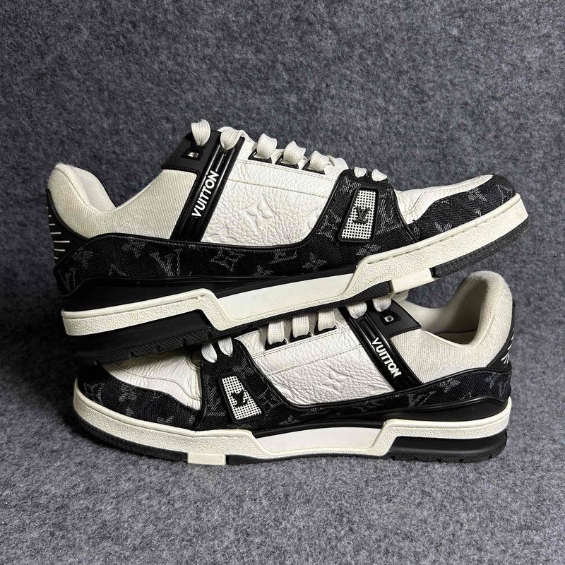 Louis Vuitton Louis Vuitton Trainer Panda Low-Top Sneakers 0089 Size US 12 / EU 45 - 8 Thumbnail