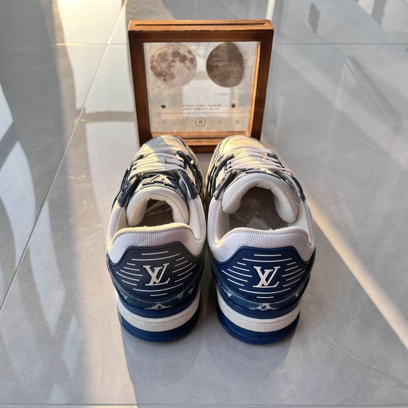 Louis Vuitton Louis Vuitton Denim Low-Top Fashion Sneakers 0089 Size US 8 / EU 41 - 3 Thumbnail