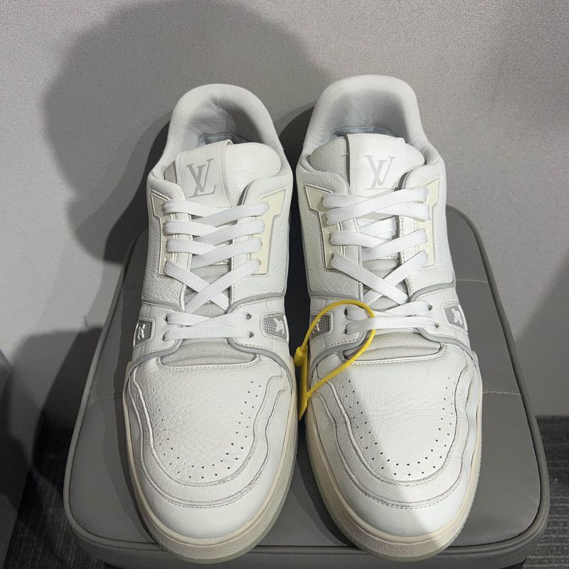 Louis Vuitton Louis Vuitton White Cement Low-Top Sneakers 0089 Size US 11 / EU 44 - 2 Thumbnail