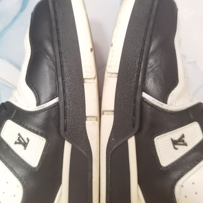 Louis Vuitton Louis Vuitton Trainer Low Top Fashion Sneakers 0089 Size US 8 / EU 41 - 12 Thumbnail