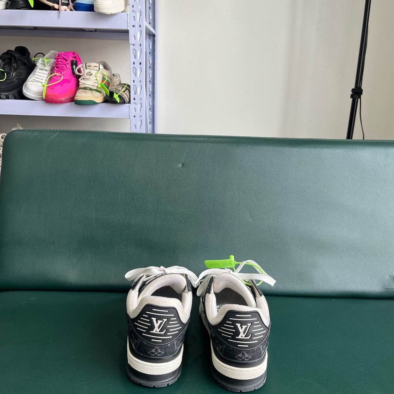 Louis Vuitton Louis Vuitton Panda Print Low-Top Sneakers 0089 Size US 8 / EU 41 - 3 Thumbnail