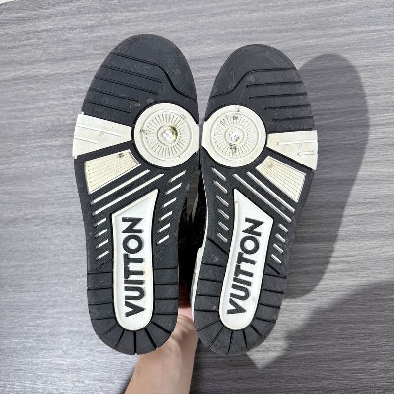Louis Vuitton Louis Vuitton Trainer Panda Low-Top Sneakers 0089 Size US 8.5 / EU 41-42 - 4 Thumbnail
