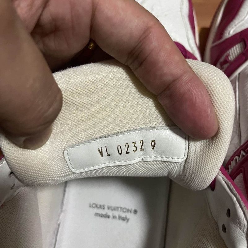 Louis Vuitton Louis Vuitton Trainer Leather Low Top Sneakers 0089 Size US 9.5 / EU 42-43 - 5 Thumbnail
