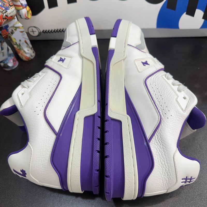 Louis Vuitton Louis Vuitton Trainer Low-Top Sneakers in White and Purple 0089 Size US 8 / EU 41 - 7 Thumbnail