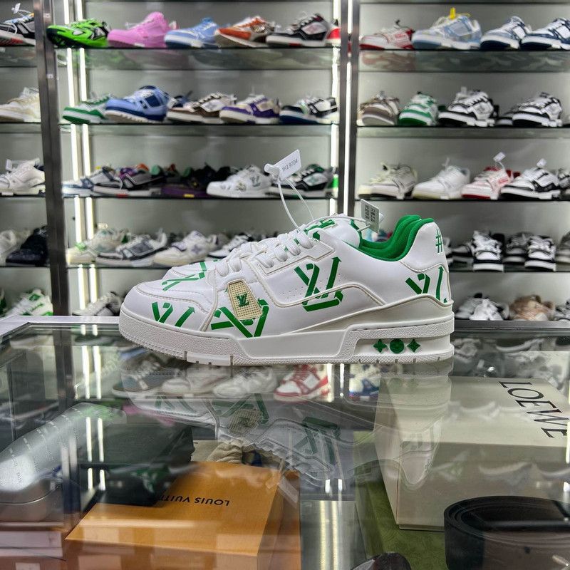 Louis Vuitton Louis Vuitton Casual White and Green Sneakers 0089 Size US 8 / EU 41 - 7 Thumbnail