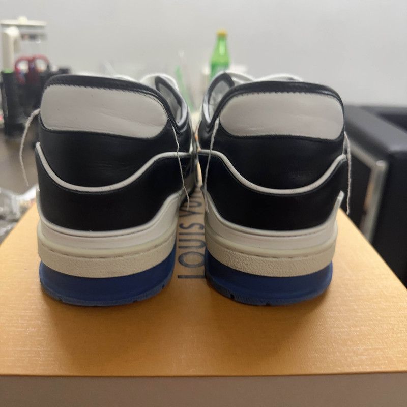 Louis Vuitton Louis Vuitton Trainer Sneakers in Black and Blue 0089 Size US 9 / EU 42 - 3 Thumbnail