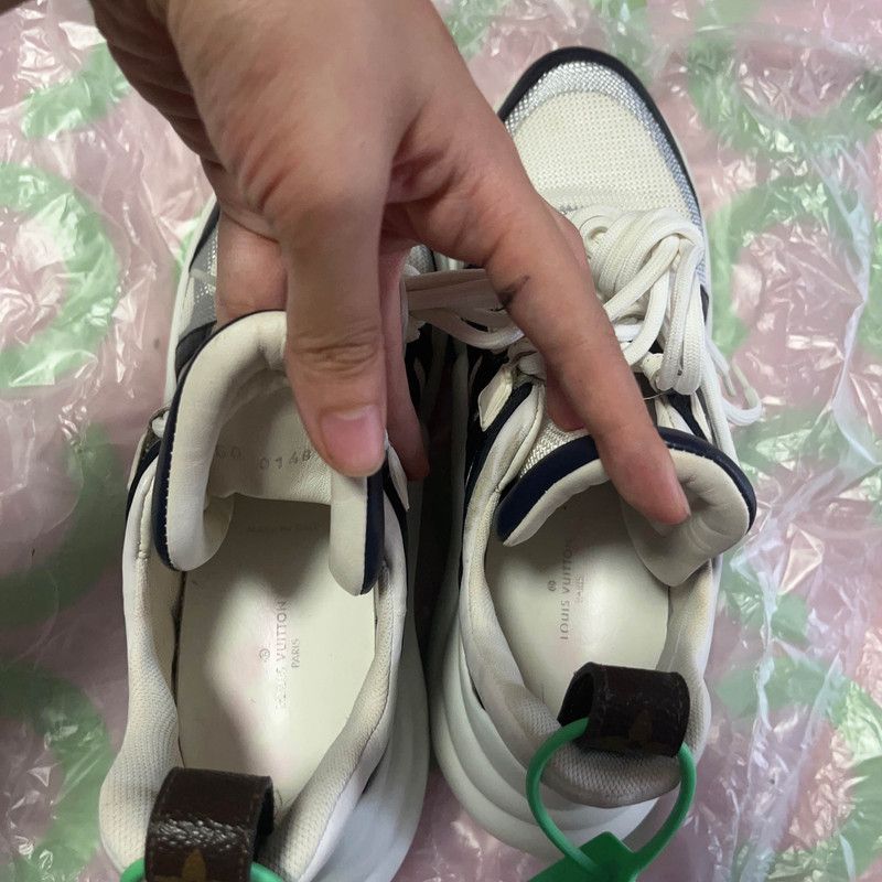 Louis Vuitton Louis Vuitton White Blue Silver Sneakers 0089 Size US 6.5 / EU 39-40 - 7 Thumbnail