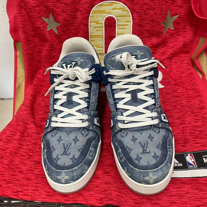 Louis Vuitton Louis Vuitton Denim Low-Top Fashion Sneakers 0089 Size US 9.5 / EU 42-43 - 2 Thumbnail