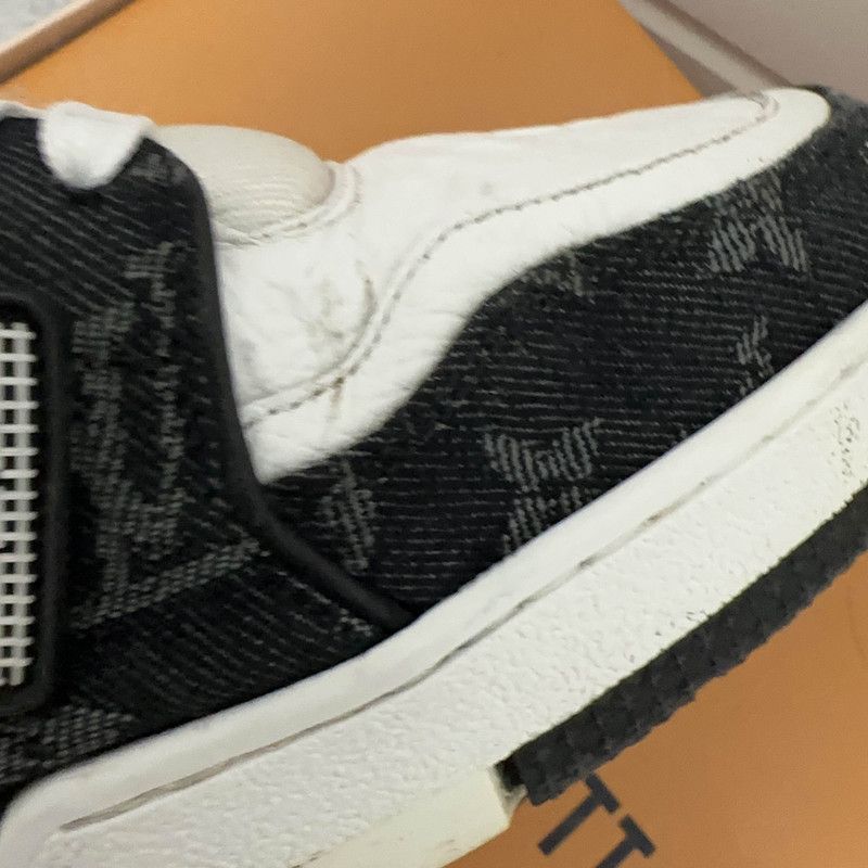 Louis Vuitton Louis Vuitton Panda Print Low-Top Fashion Sneakers 0089 Size US 12 / EU 45 - 9 Thumbnail
