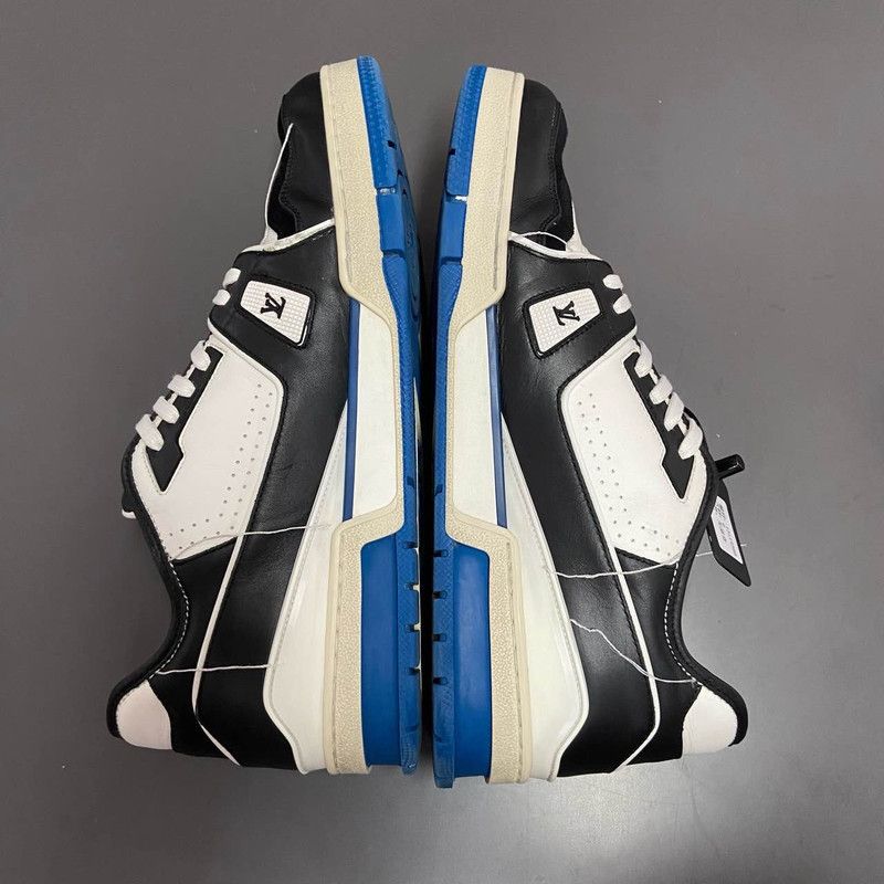 Louis Vuitton Louis Vuitton Trainer Sneakers in Black and Blue 0089 Size US 9.5 / EU 42-43 - 6 Thumbnail