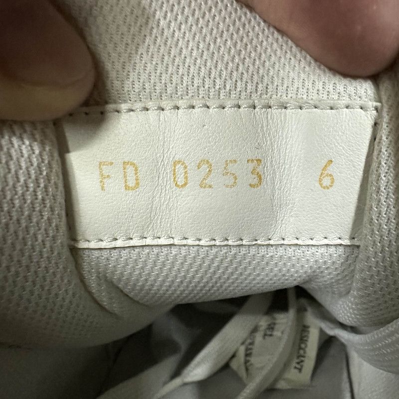 Louis Vuitton Louis Vuitton Blue and White Trainer Sneakers 0089 Size US 7.5 / EU 40-41 - 5 Thumbnail