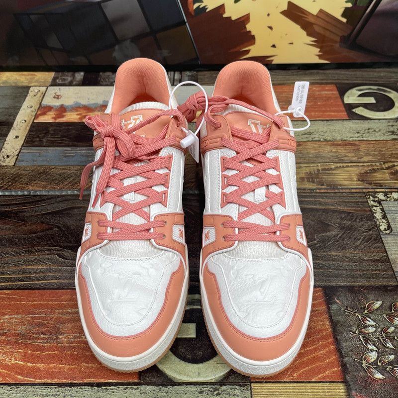 Louis Vuitton Louis Vuitton Low-Top Trainers in Peach Pink 0089 Size US 9.5 / EU 42-43 - 2 Thumbnail