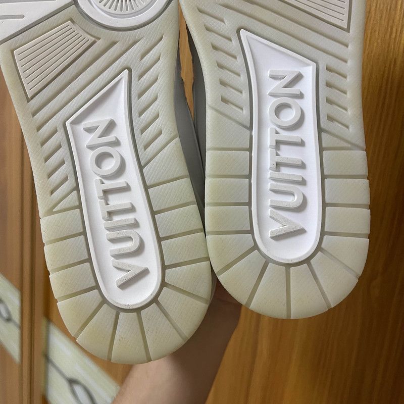 Louis Vuitton Louis Vuitton White Leather Trainer Sneakers for All 0089 Size US 8 / EU 41 - 9 Thumbnail