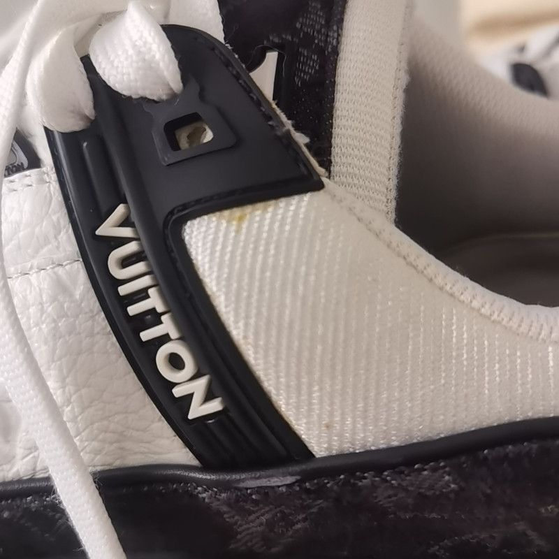 Louis Vuitton Louis Vuitton Low-Top Panda Trainer Sneakers 0089 Size US 7.5 / EU 40-41 - 9 Thumbnail
