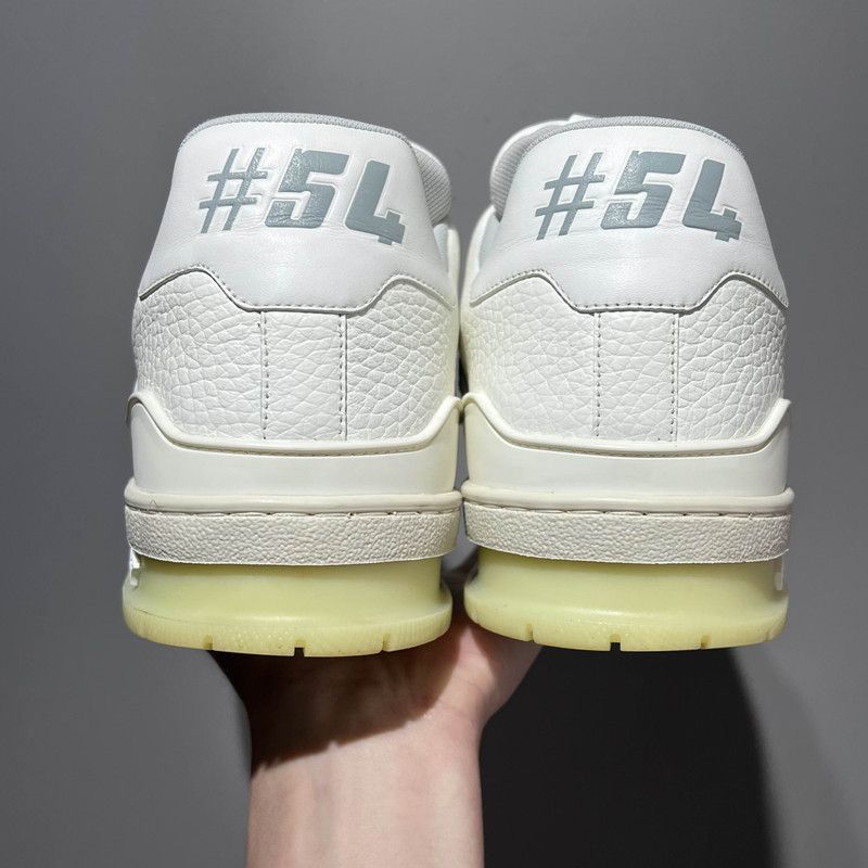 Louis Vuitton Louis Vuitton White Trainer Sneakers for Men and Women 0089 Size US 9 / EU 42 - 3 Thumbnail