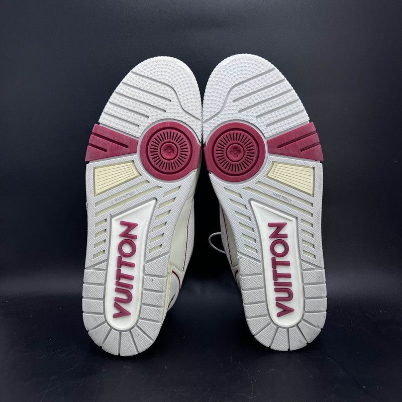 Louis Vuitton Louis Vuitton Trainer Velcro Retro Fashion Sneakers 0089 Size US 9.5 / EU 42-43 - 4 Thumbnail