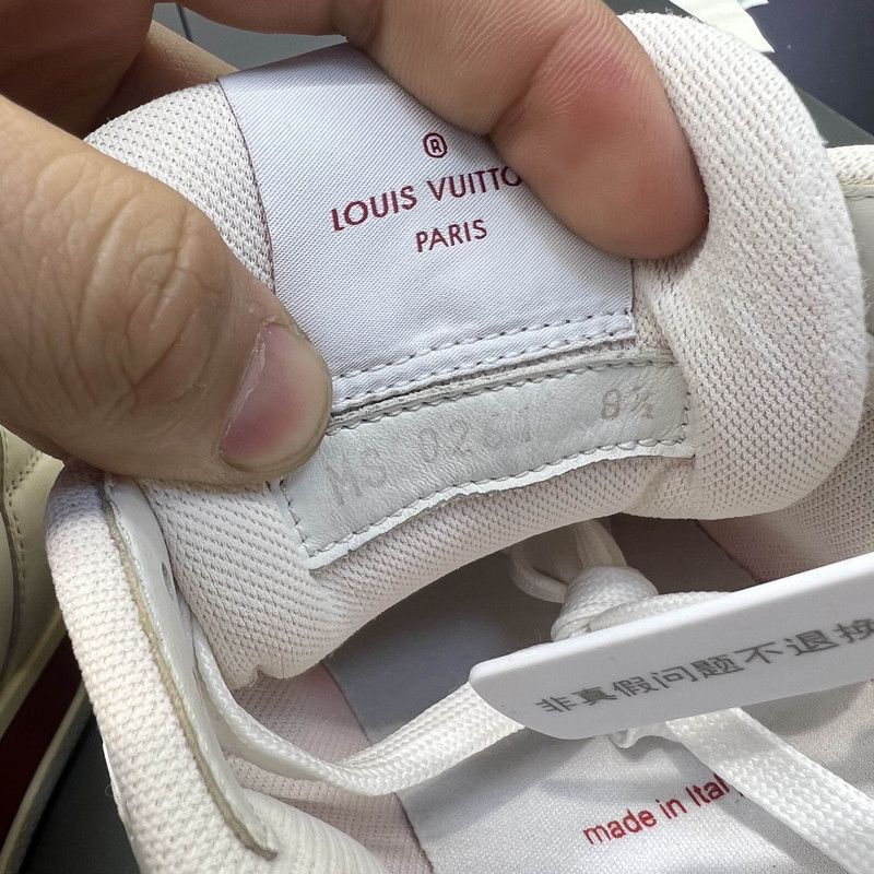 Louis Vuitton Louis Vuitton Trainer Velcro Retro Fashion Sneakers 0089 Size US 9.5 / EU 42-43 - 5 Thumbnail