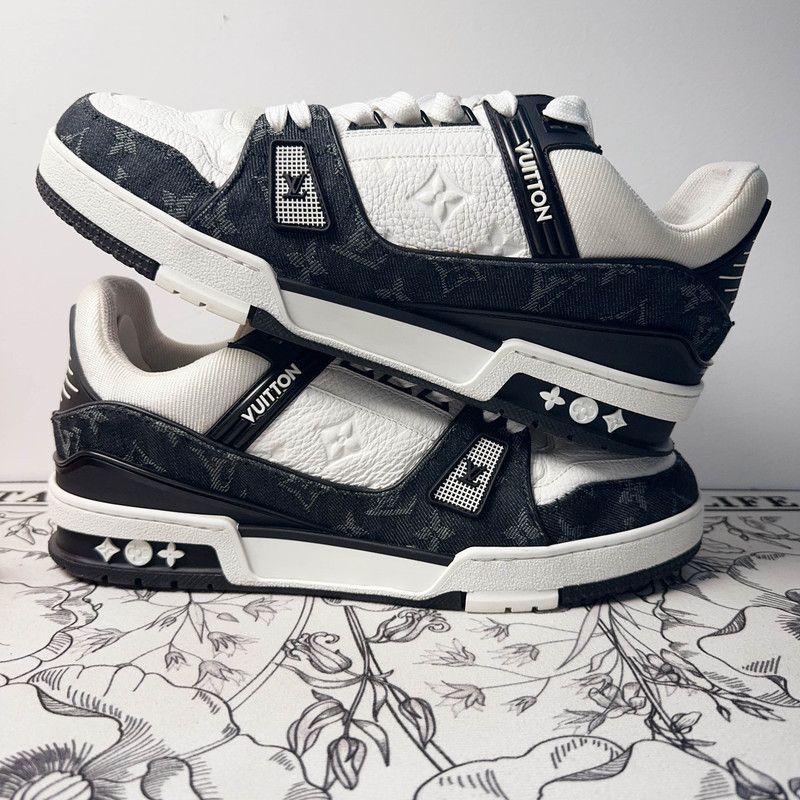 Louis Vuitton Louis Vuitton Panda Print Low-Top Sneakers 0089 Size US 9.5 / EU 42-43 - 12 Thumbnail
