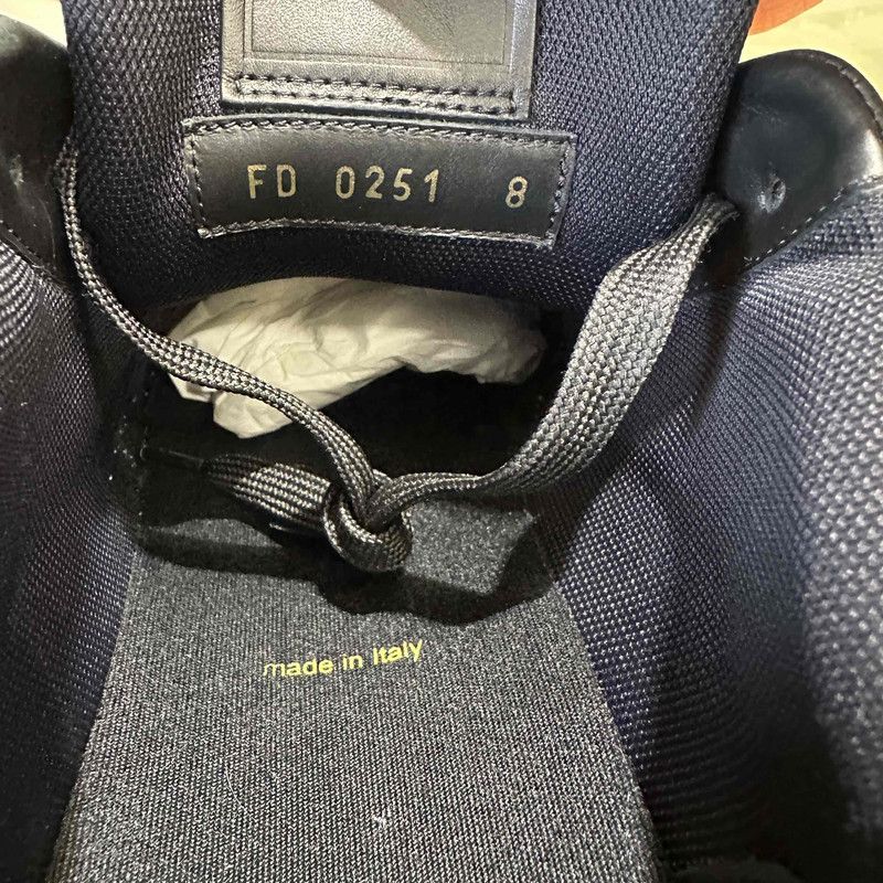 Louis Vuitton Louis Vuitton Trainer Casual Sneakers in Lakers Colorway 0089 Size US 8.5 / EU 41-42 - 5 Thumbnail